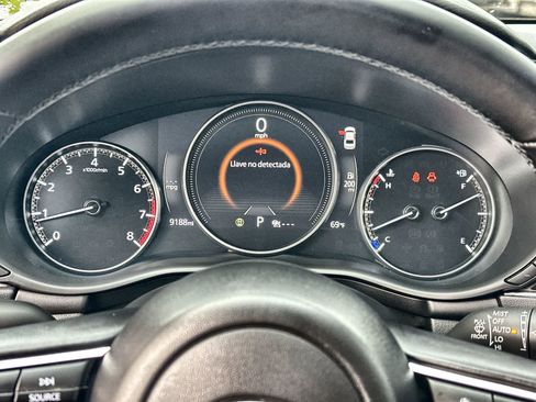 Used 2025 MAZDA MAZDA3 s image 24