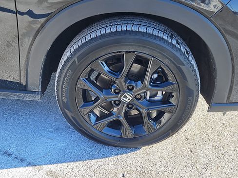 Certified 2025 Honda HR-V Sport image 21