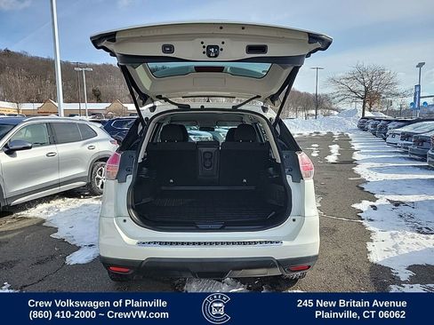 Used 2016 Nissan Rogue SV w/ SV Premium Package image 54