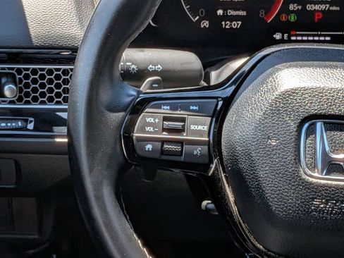 Used 2025 Honda Civic Sport image 18