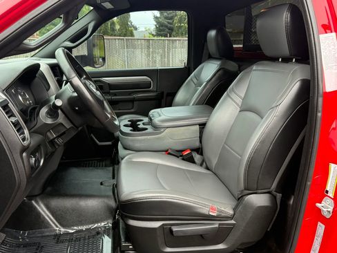 Used 2021 RAM 3500 Tradesman w/ Chrome Appearance Group image 14