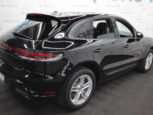 Used 2023 Porsche Macan image 5