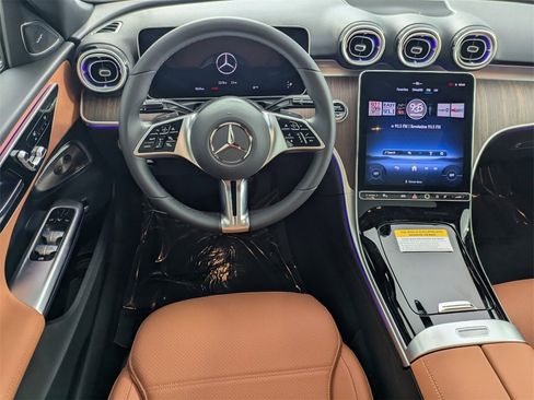 New 2025 Mercedes-Benz C 300 Sedan image 10