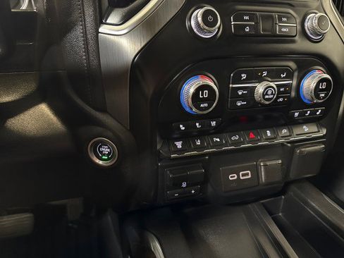 Used 2020 GMC Sierra 3500 Denali w/ Denali Ultimate Package image 26