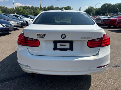 Used 2015 BMW 320i xDrive Sedan AWD/4WD image 6