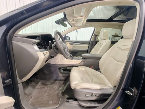 Used 2019 Cadillac XT5 Premium Luxury image 24