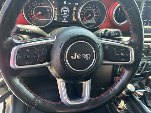 Certified 2021 Jeep Wrangler Unlimited Rubicon w/ Cold Weather Group image 21