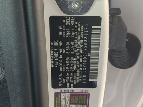Used 2025 Kia Sorento SX AWD/4WD image 27