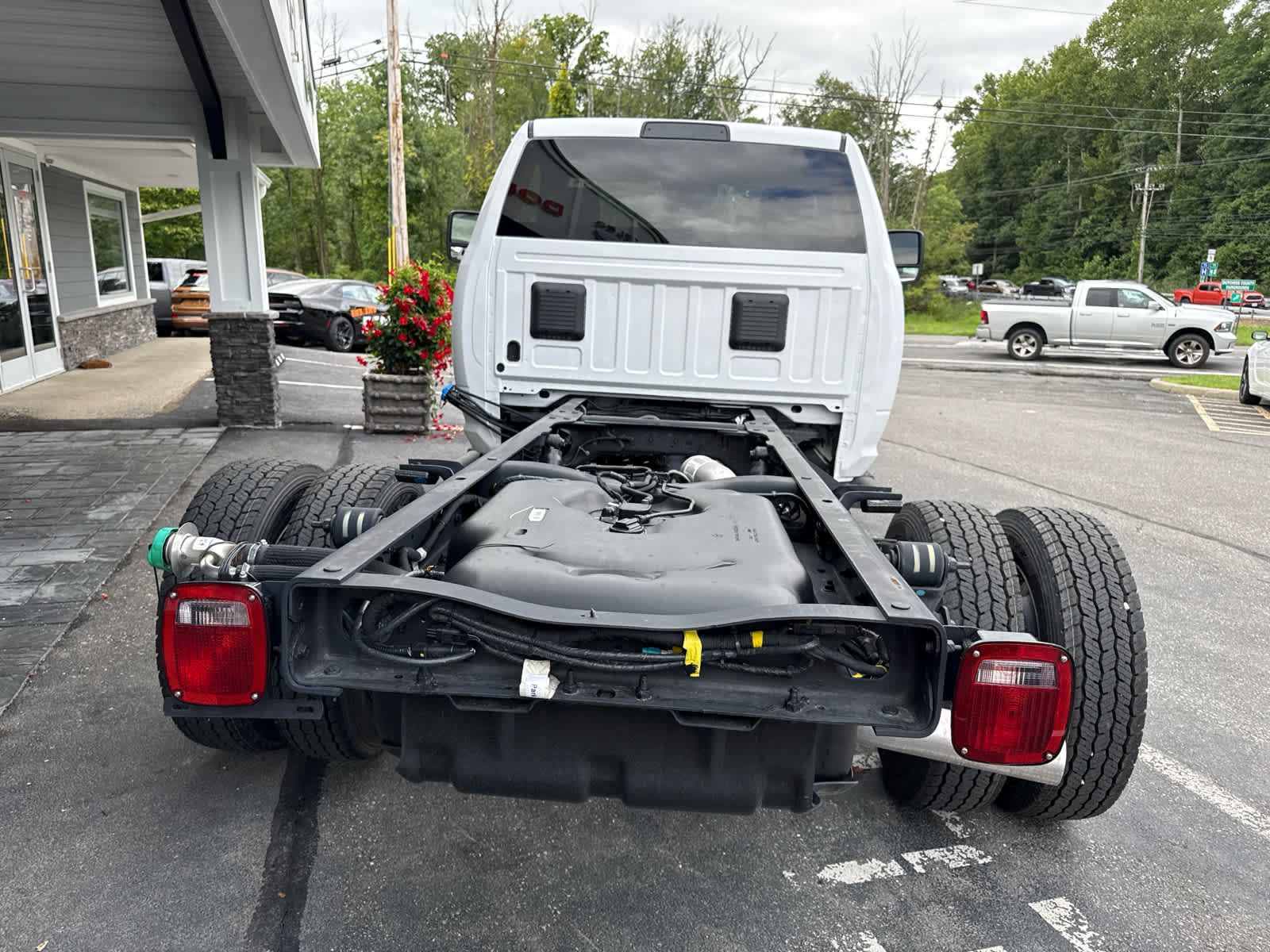 New 2026 RAM 5500 Tradesman AWD/4WD image 4