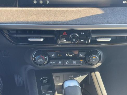 Used 2026 Nissan Kicks SV w/ Cold Weather Package AWD/4WD image 16