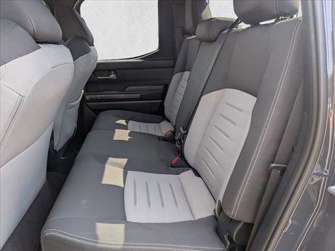 Used 2025 Toyota Tacoma TRD Off-Road AWD/4WD image 19