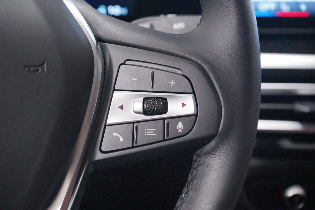 Used 2024 BMW i4 eDrive35 w/ Premium Package RWD image 14