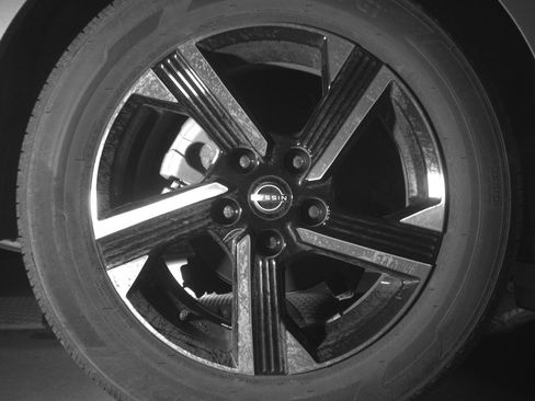 Used 2025 Nissan Sentra SV image 15