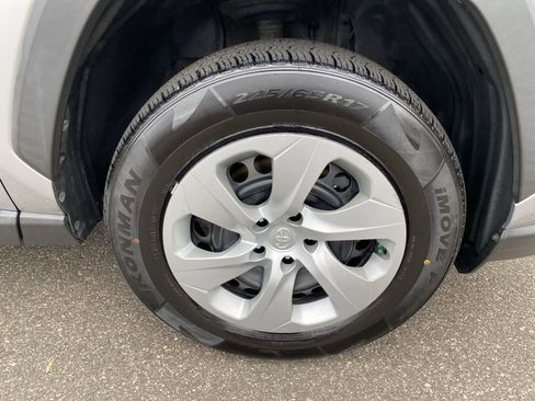 Used 2019 Toyota RAV4 LE w/ All Weather Liner Package AWD/4WD image 14