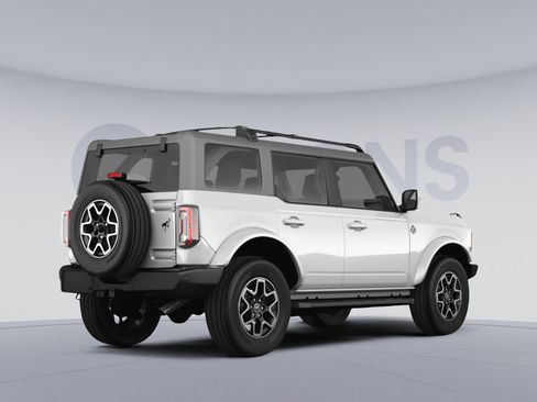Used 2024 Ford Bronco Outer Banks AWD/4WD image 4