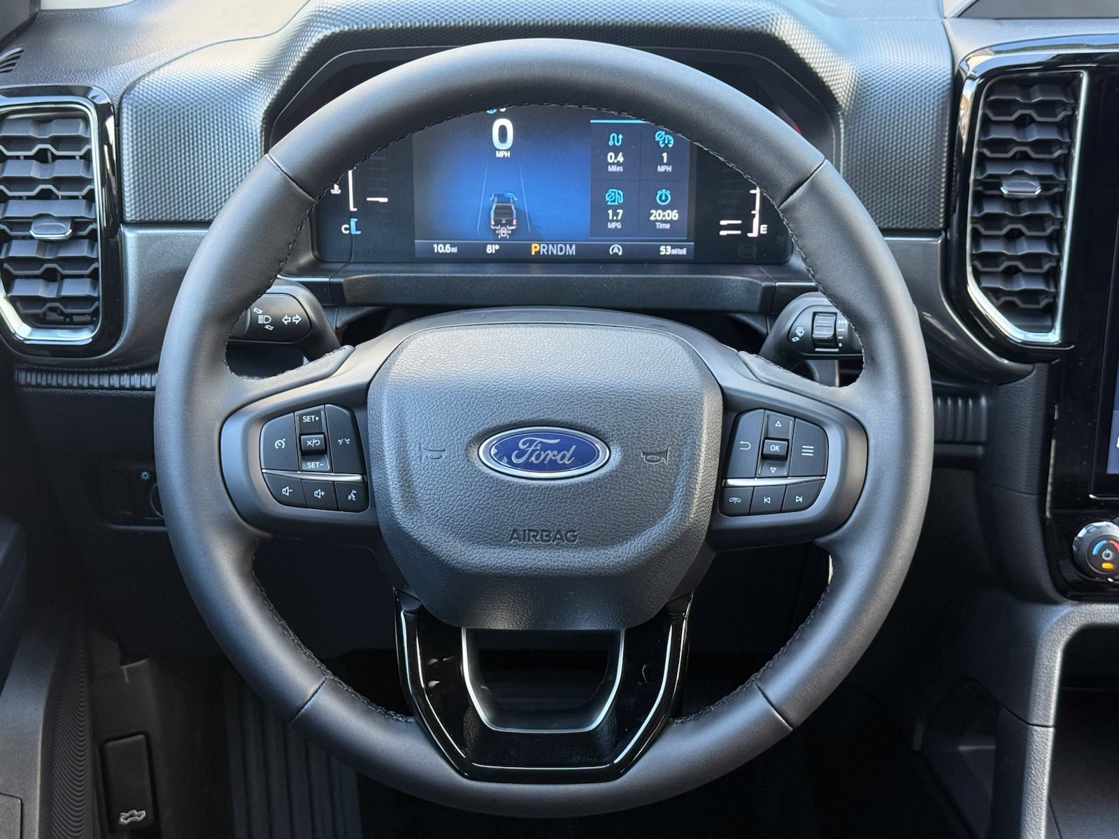New 2026 Ford Ranger XLT w/ Black Appearance Package AWD/4WD image 31