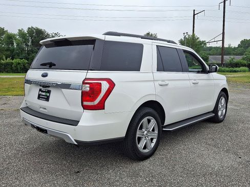 Used 2020 Ford Expedition XLT w/ Equipment Group 202A image 4