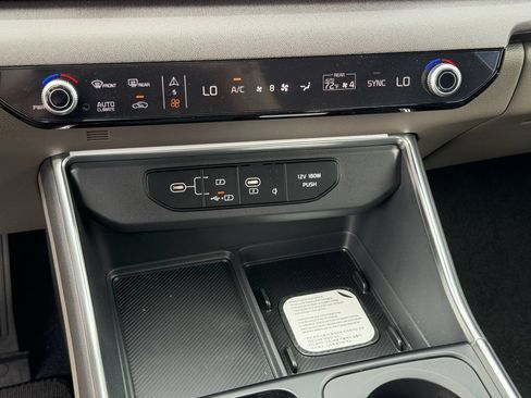 New 2027 Kia Carnival EX FWD image 31
