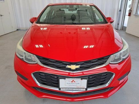 Used 2017 Chevrolet Cruze LS FWD image 3