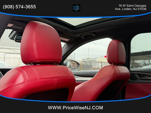 Used 2018 Alfa Romeo Stelvio Ti Sport image 28