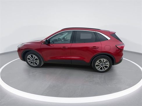 Used 2022 Ford Escape SEL image 6