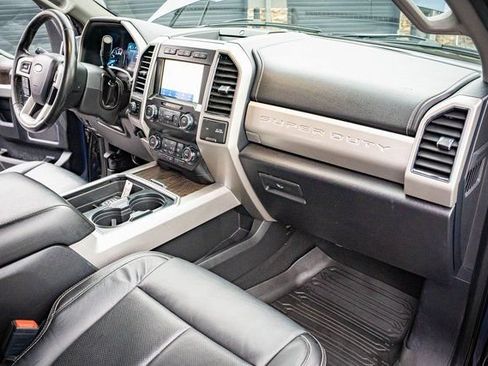 Used 2020 Ford F350 Lariat w/ Lariat Ultimate Package AWD/4WD image 36