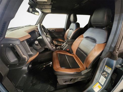Used 2024 Ford Bronco Outer Banks image 12