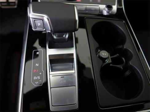 New 2026 Audi Q8 Prestige image 20