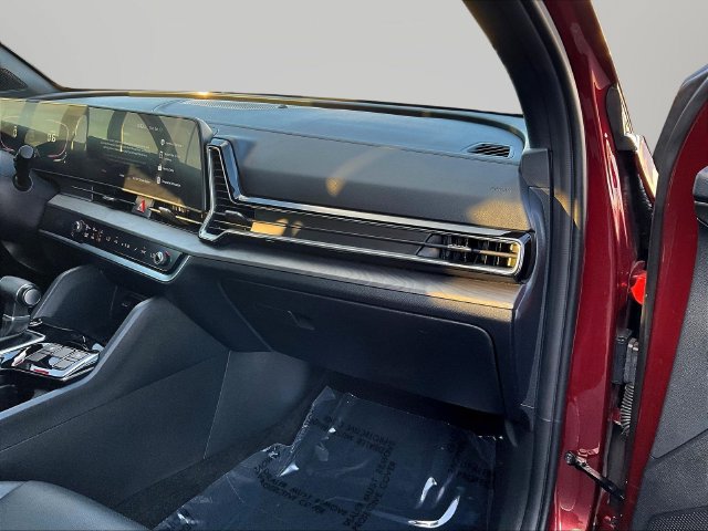 Certified 2025 Kia Sportage X-Line w/ Premium Package AWD/4WD image 33