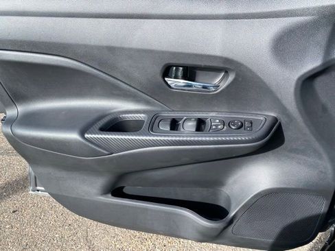 New 2025 Nissan Versa SV image 13