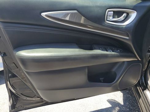 Used 2018 INFINITI QX60 FWD image 19