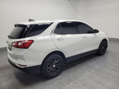 Used 2019 Chevrolet Equinox LT FWD image 10