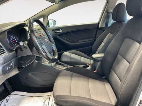 Used 2015 Kia Forte EX FWD image 11