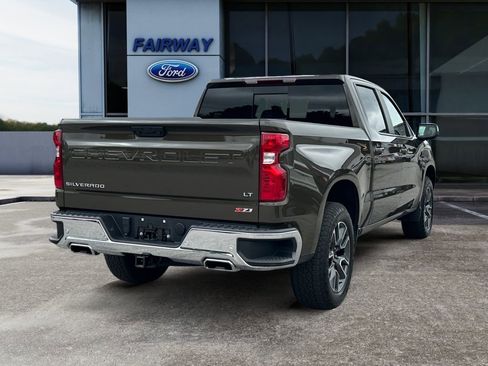 Used 2024 Chevrolet Silverado 1500 LT AWD/4WD image 6