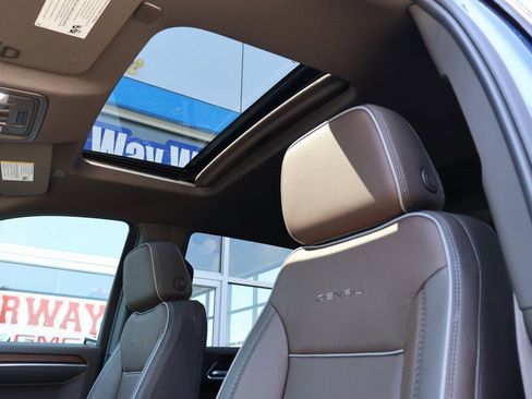 New 2026 GMC Sierra 1500 Denali w/ Denali Reserve Package image 27