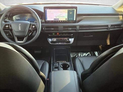 New 2025 Lincoln Corsair Reserve w/ Jet Appearance Package image 15