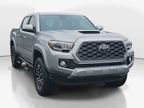 Used 2023 Toyota Tacoma TRD Sport image 2