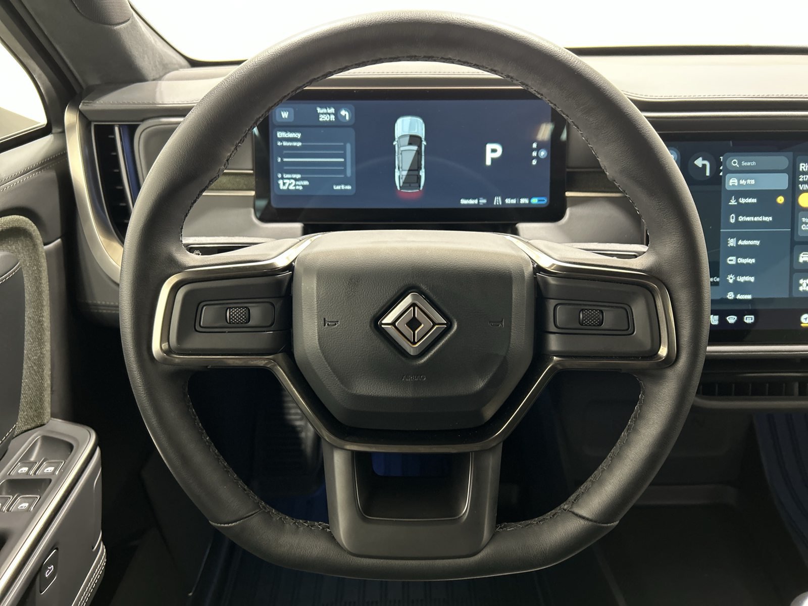 Used 2025 Rivian R1S Adventure Dual AWD/4WD image 28