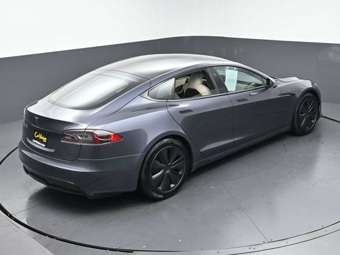 Used 2022 Tesla Model S AWD/4WD image 37