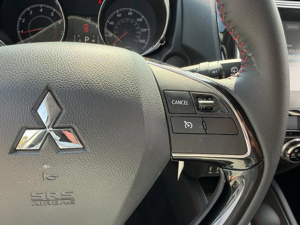 Used 2026 Mitsubishi Outlander Sport SE AWD/4WD image 27