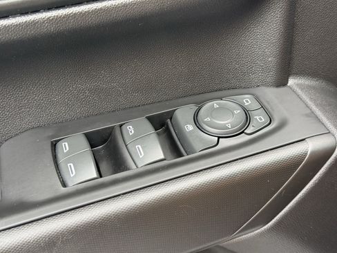 Used 2022 Chevrolet Silverado 1500 Custom RWD image 22