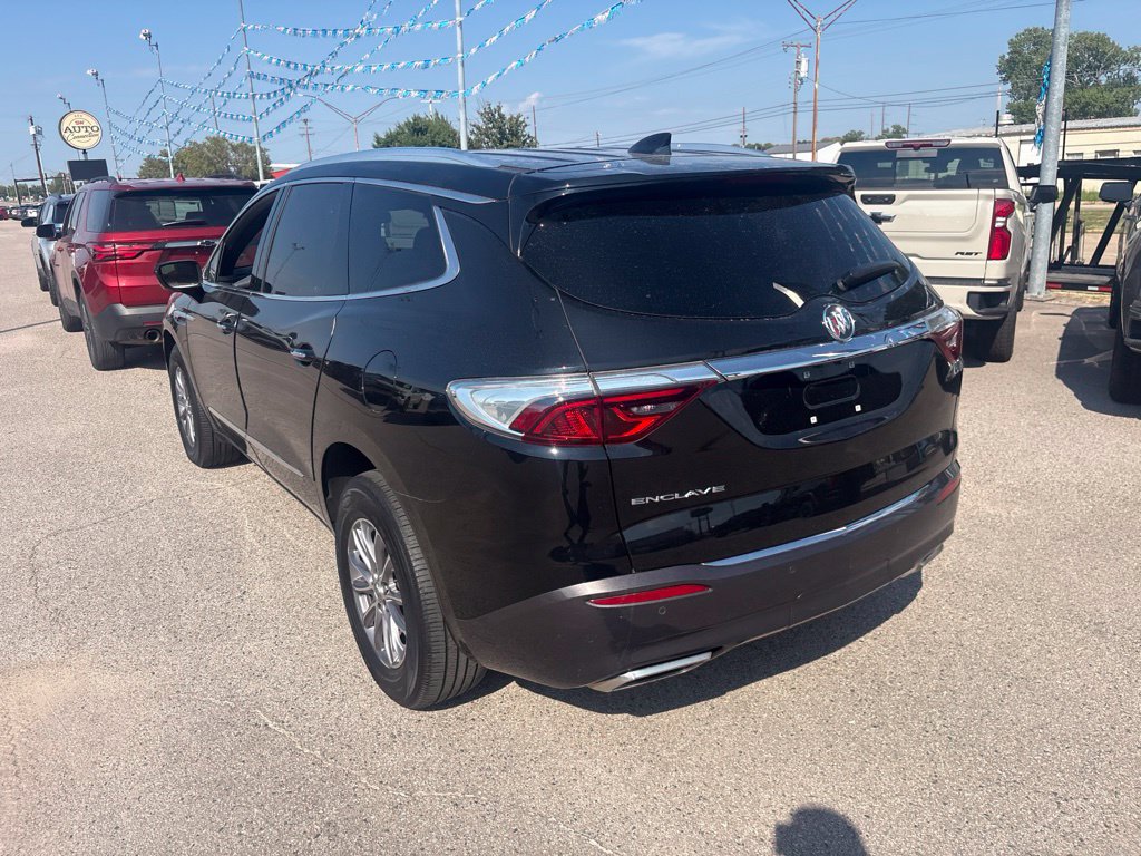 Used 2023 Buick Enclave Essence FWD image 7