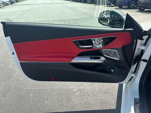 New 2026 Mercedes-Benz CLE 300 4MATIC Coupe image 10