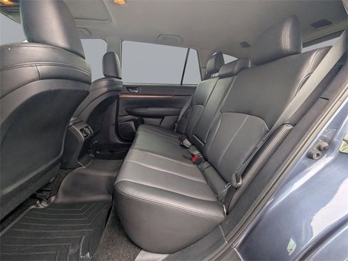 Used 2014 Subaru Outback 2.5i Limited image 13