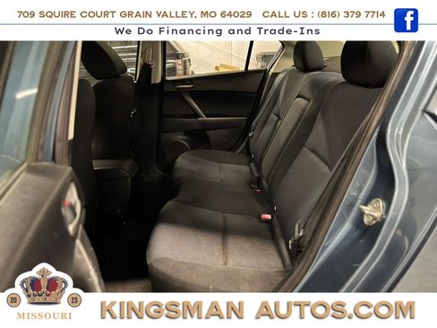 Used 2010 MAZDA MAZDA3 i Touring image 17