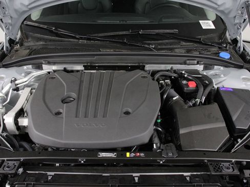 New 2026 Volvo V60 B5 Cross Country Ultra w/ Climate Package image 12