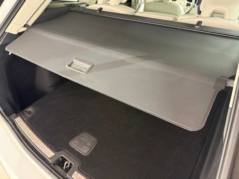 Used 2023 Volvo XC60 B5 Plus AWD/4WD image 69