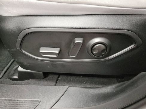 New 2026 Jeep Cherokee Limited image 27