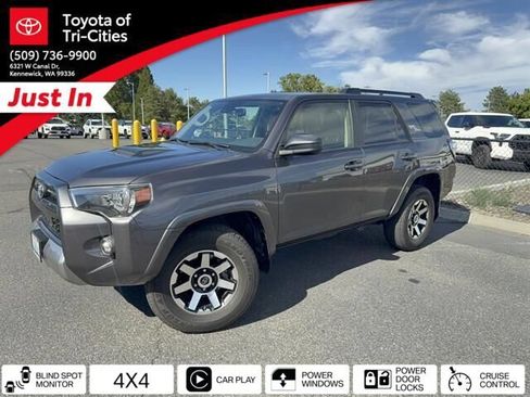 Used 2023 Toyota 4Runner TRD Off-Road AWD/4WD image 31