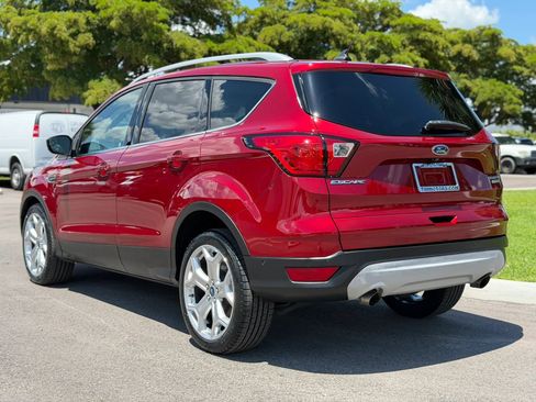 Used 2019 Ford Escape Titanium FWD image 27